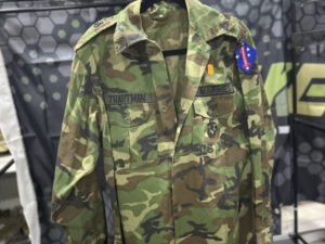 36. Autentična US Army M65 Field Jacket M