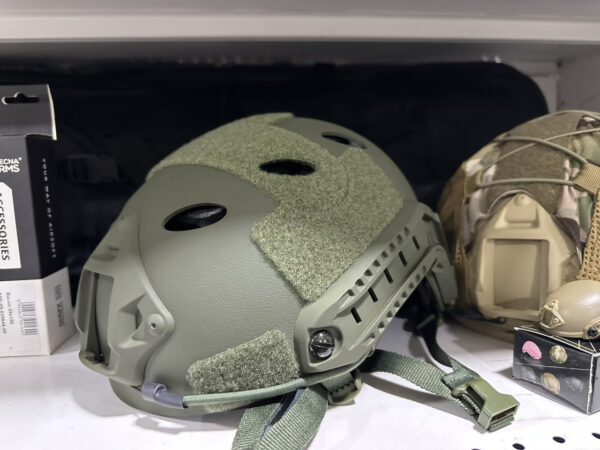 Airsoft Kaciga / Helmet Green Olive