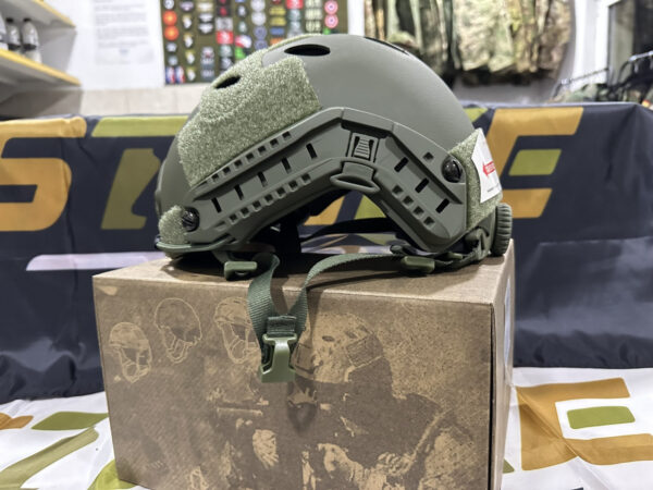 Airsoft Kaciga / Helmet Green Olive