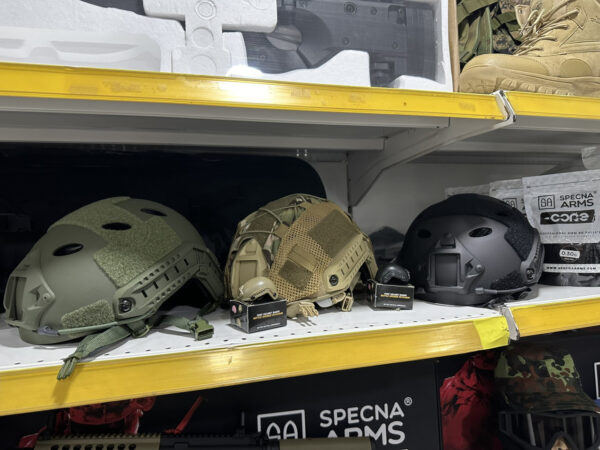 Airsoft Kaciga / Helmet TAN