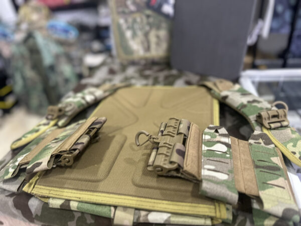 Yakeda Taktički Prsluk / Plate Carrier Airsoft Quick relase Copy