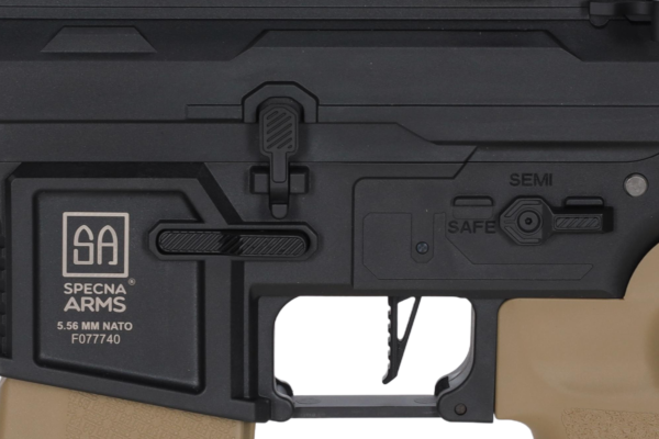 Airsoft SET Replika+Punjac i baterija SA-F03 Gen2 BLDC