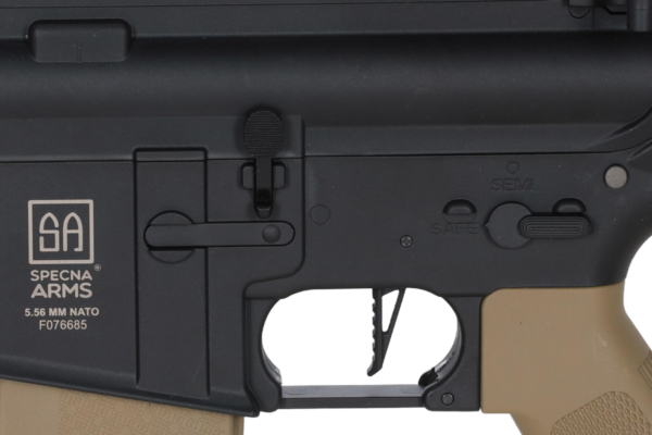 Airsoft SET Replika+Punjac i baterija SA-F01 FLEX Hal